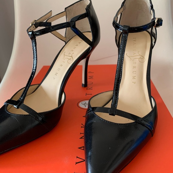 Elegant black t-strap heels - Picture 3 of 6